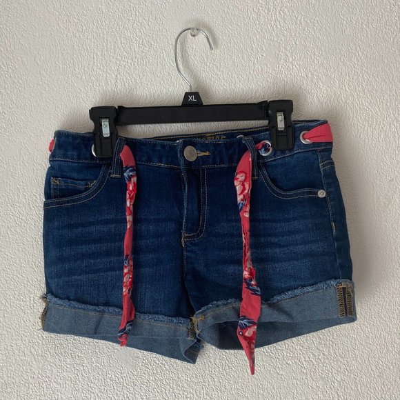 5/$25 Girls' Stylish Justice Jean Shorts Size 12 With Removable Belt - Picture 1 of 3